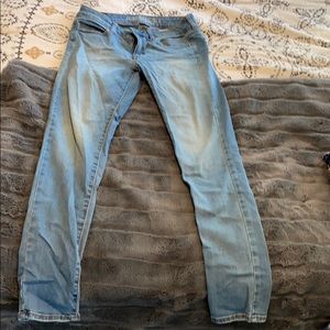 American Eagle light wash legging